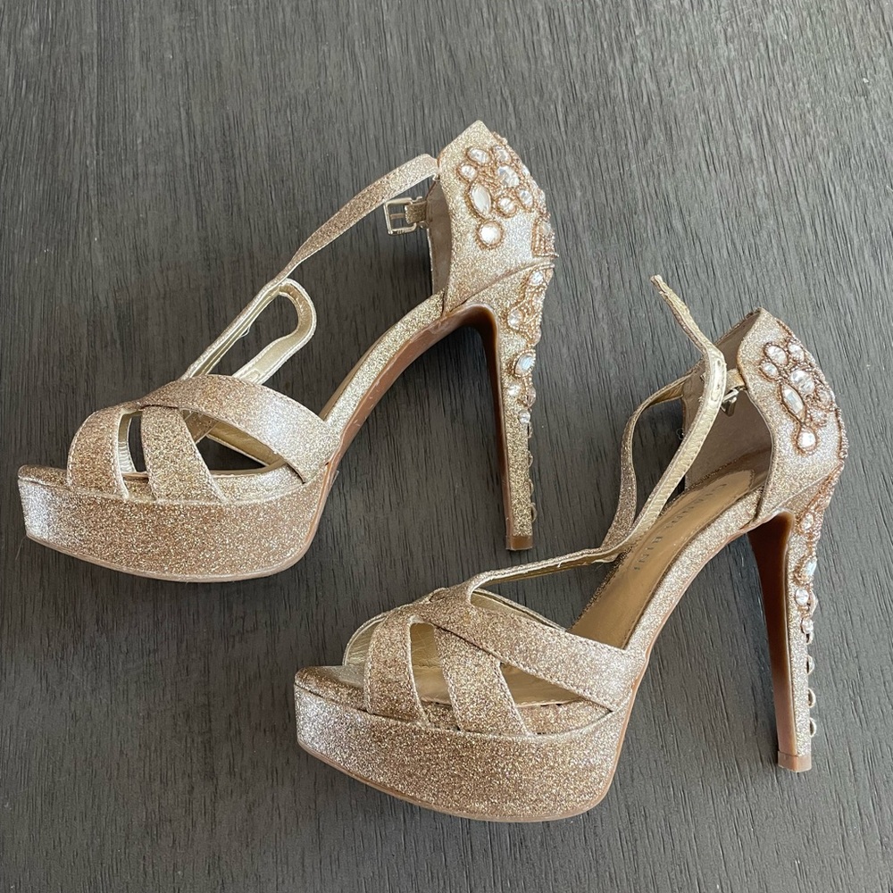 Gianni Bini Gold Glitter Heels